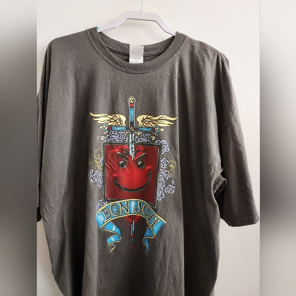 Vintage Bon Jovi Concert Tee From the Have a Nice Day Tour 2X
